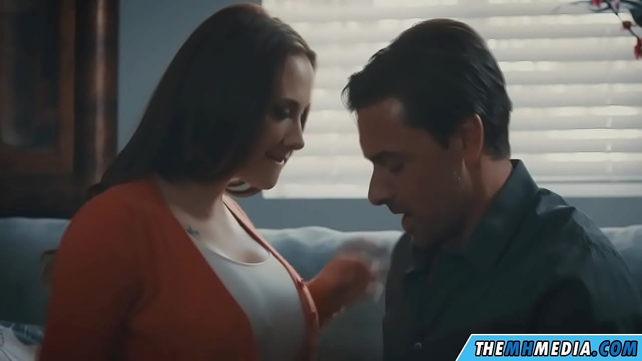 Ρομαντικό σεξ με μια καλή μαμά με πλούσιο στήθος